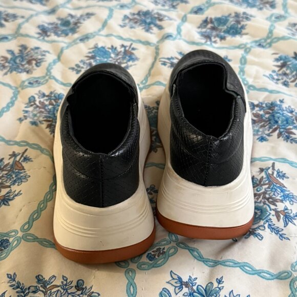 Black Platform Sneaker Slip-on - Picture 4 of 5